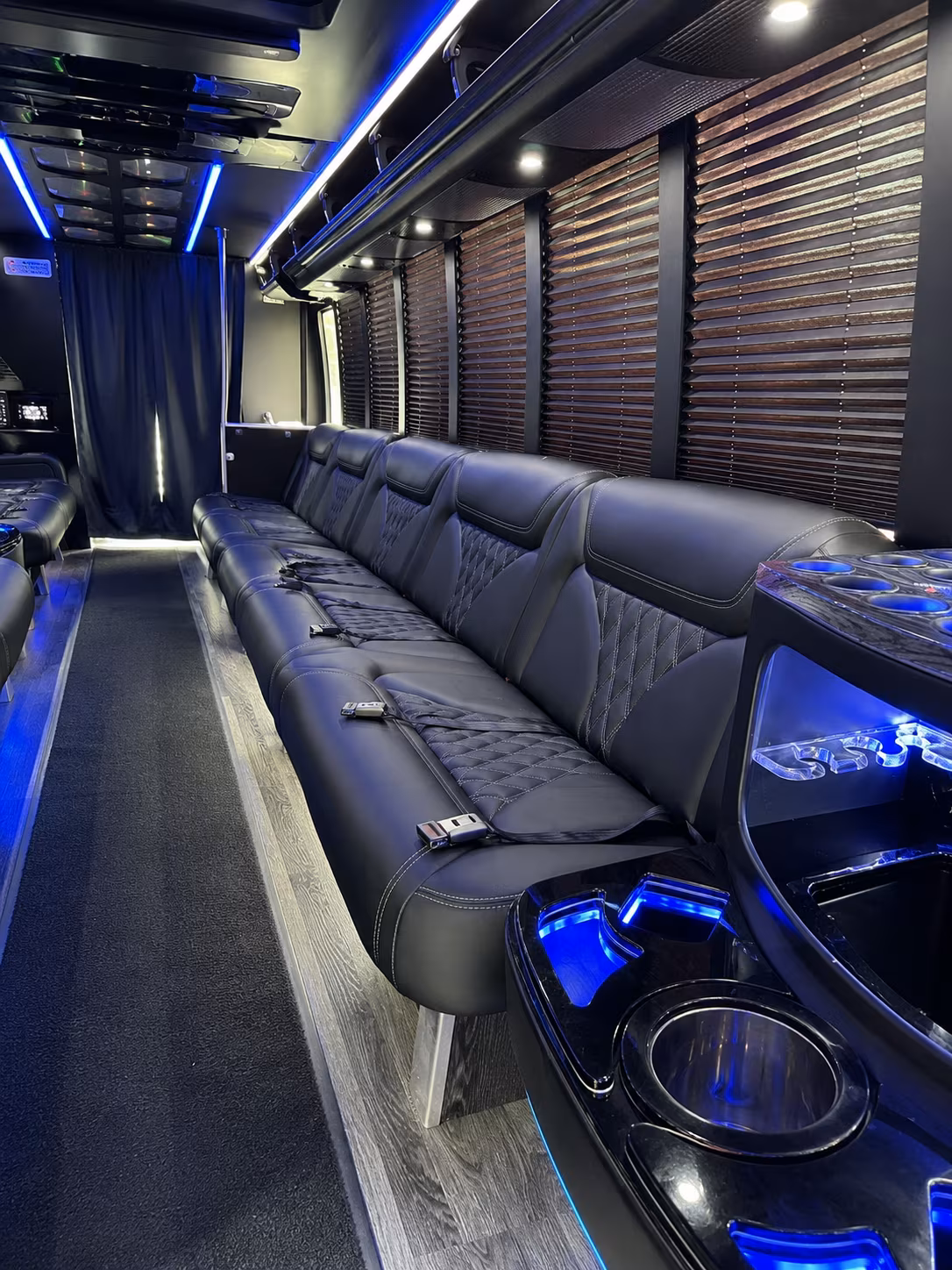 Rent a Bus to Newark Liberty International Airport
