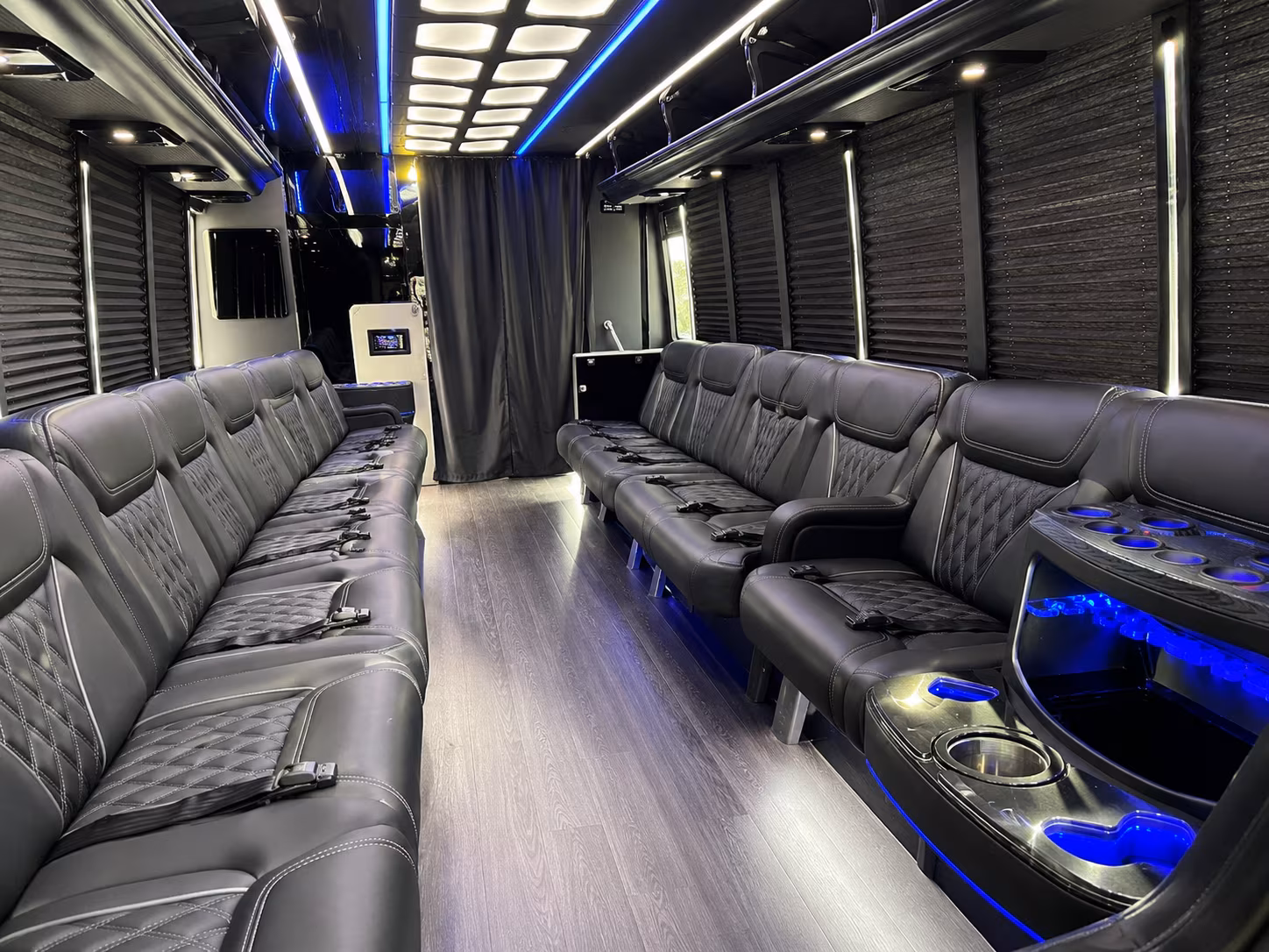 Fort Lee Birthday, Sweet 16, & Quinceañera Transportation party bus exterior
