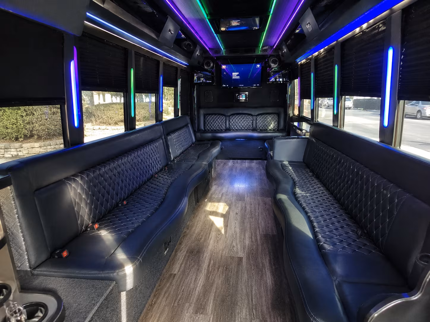 Fort Lee Birthday, Sweet 16, & Quinceañera Transportation party bus exterior